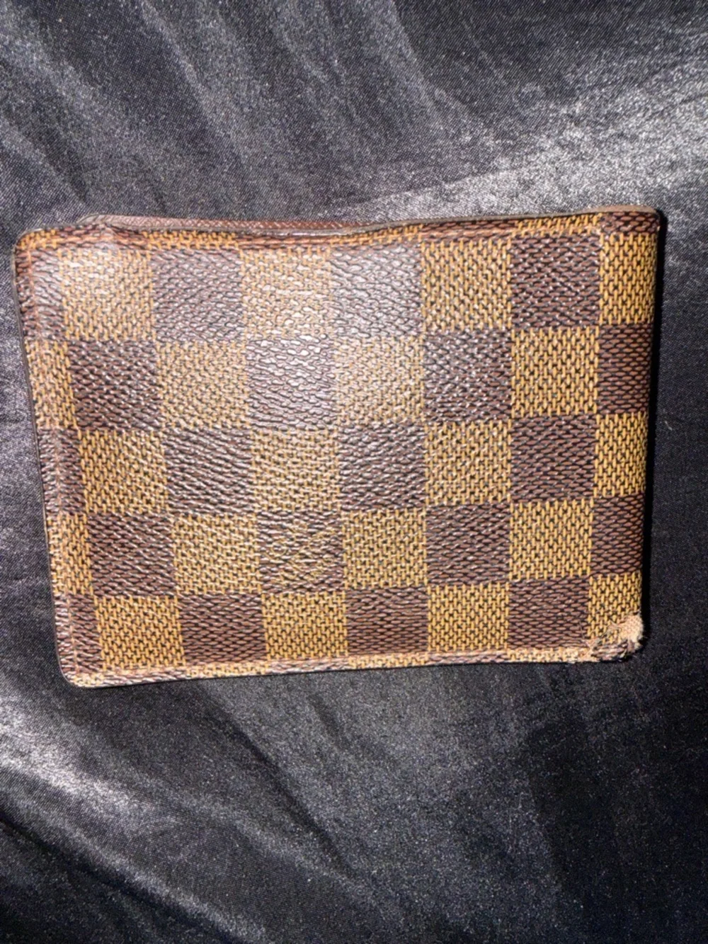 Authentic Louis Vuitton Brown Damier Checkered Bi-Fold Wallet